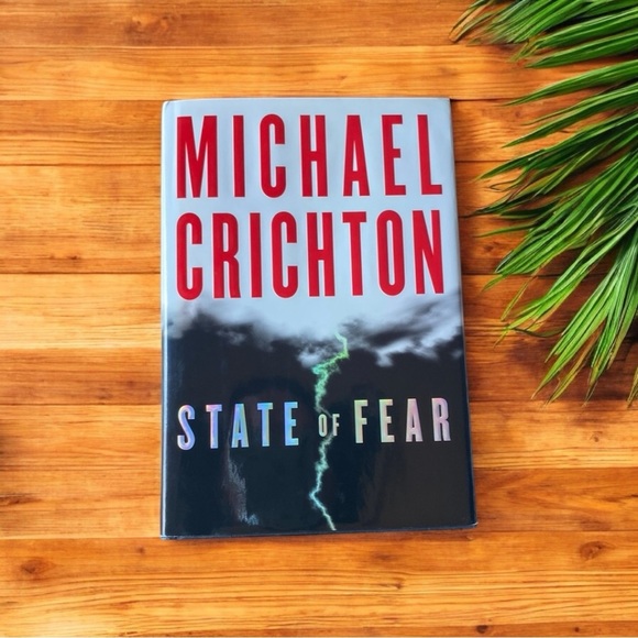 First Edition State of Fear by Michael Crichton - 2004 Hardcover - Picture 1 of 8